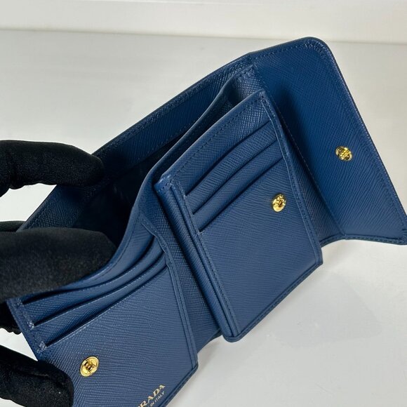 Prada Blue Saffiano Compact Wallet Leather Card Holder - Picture 3 of 9